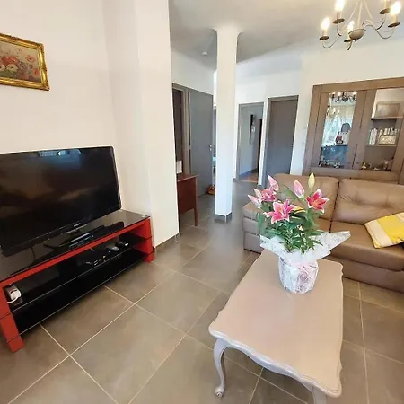 Maison De Charme Caneda A Sarlat شقة